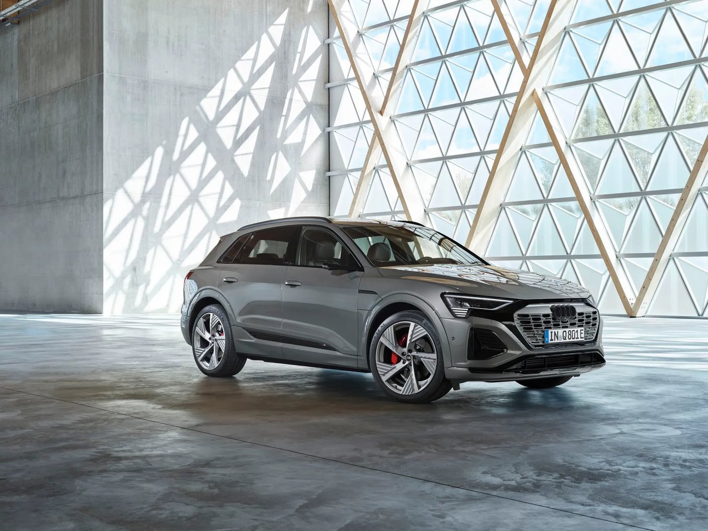 1 generation, restyling 