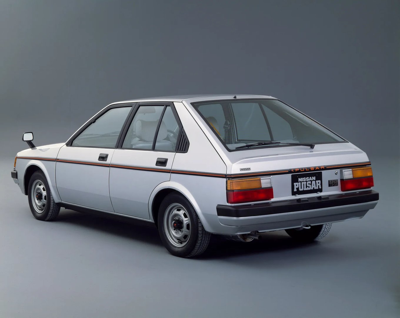 Nissan_Pulsar_2_generation__Mini_5-doors__2.jpg