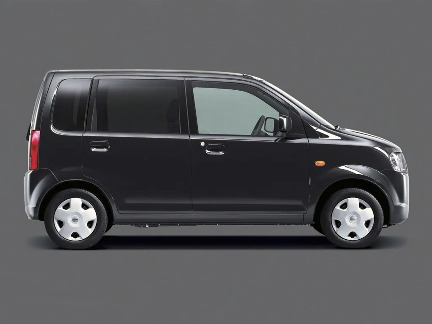 Nissan_Otti_2_generation__Hatchback_5-door__5.jpg