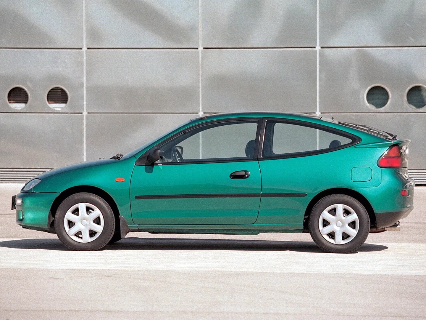 Mazda 323 Lantis 5 generation  Hatchback 3-door