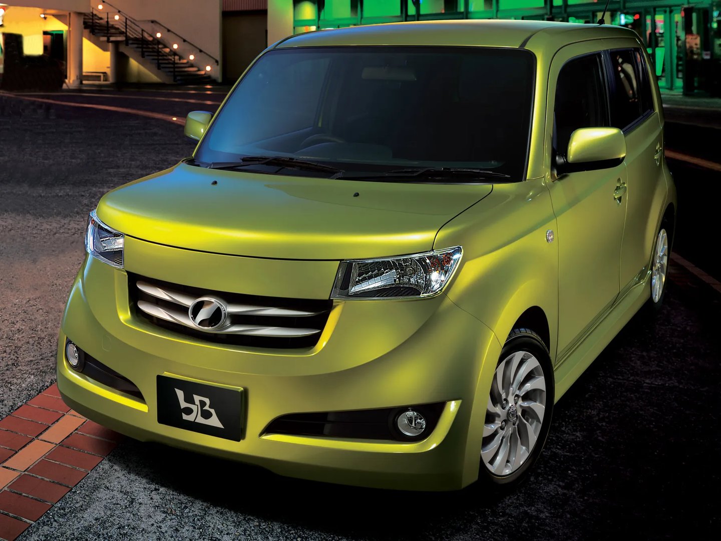 Toyota_bB_2_generation__Compact_Van__6.jpg