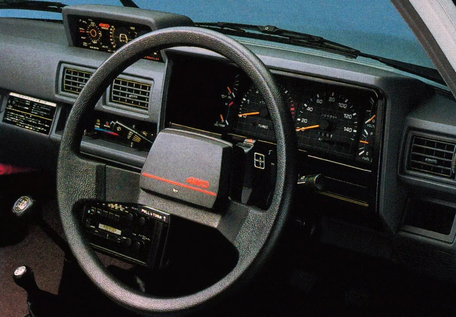 Toyota_Hilux_4_generation__Pickup_single-cab__2.jpg