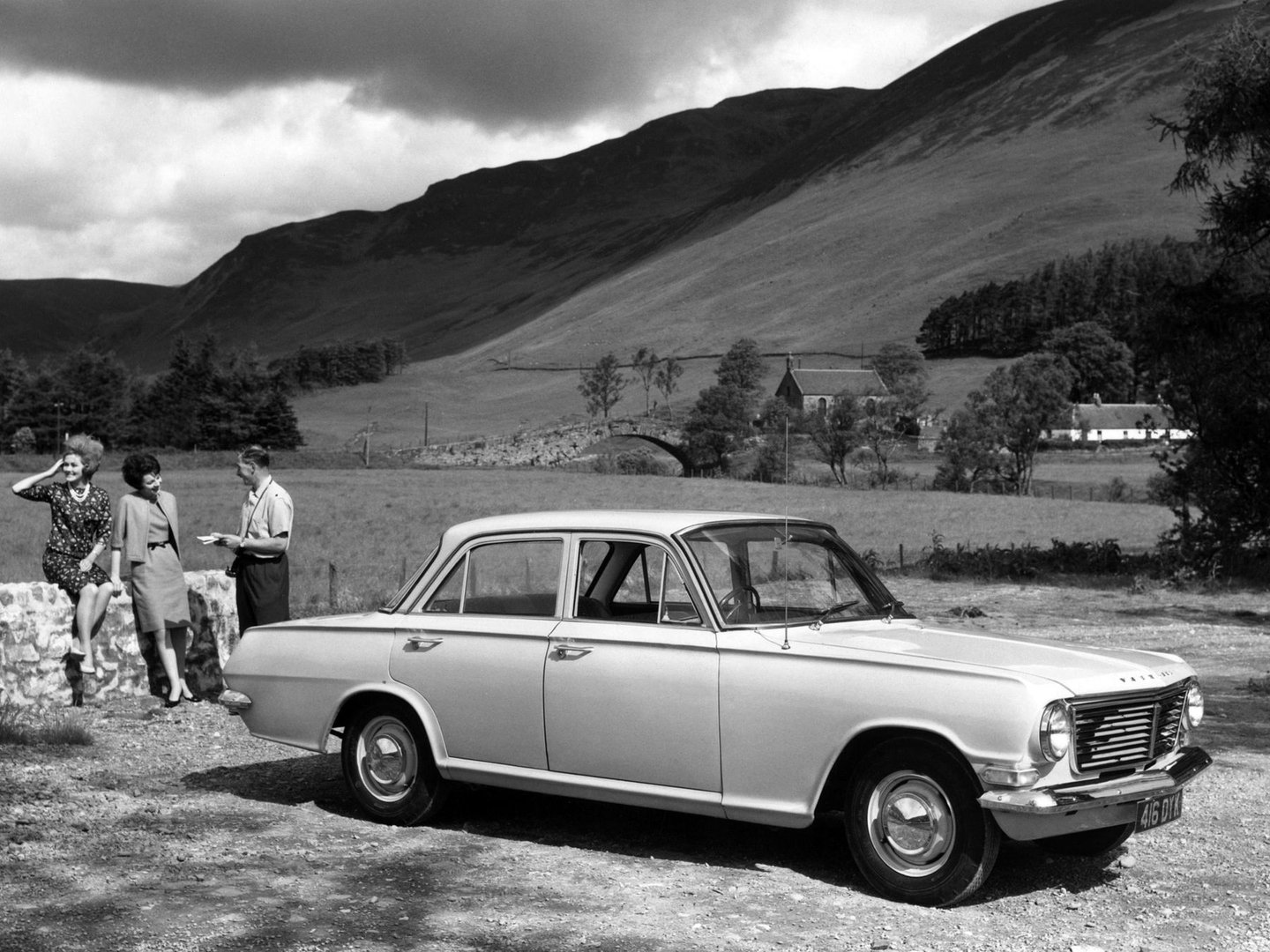 vauxhall_Velox_4_generation__Sedan__2.jpg
