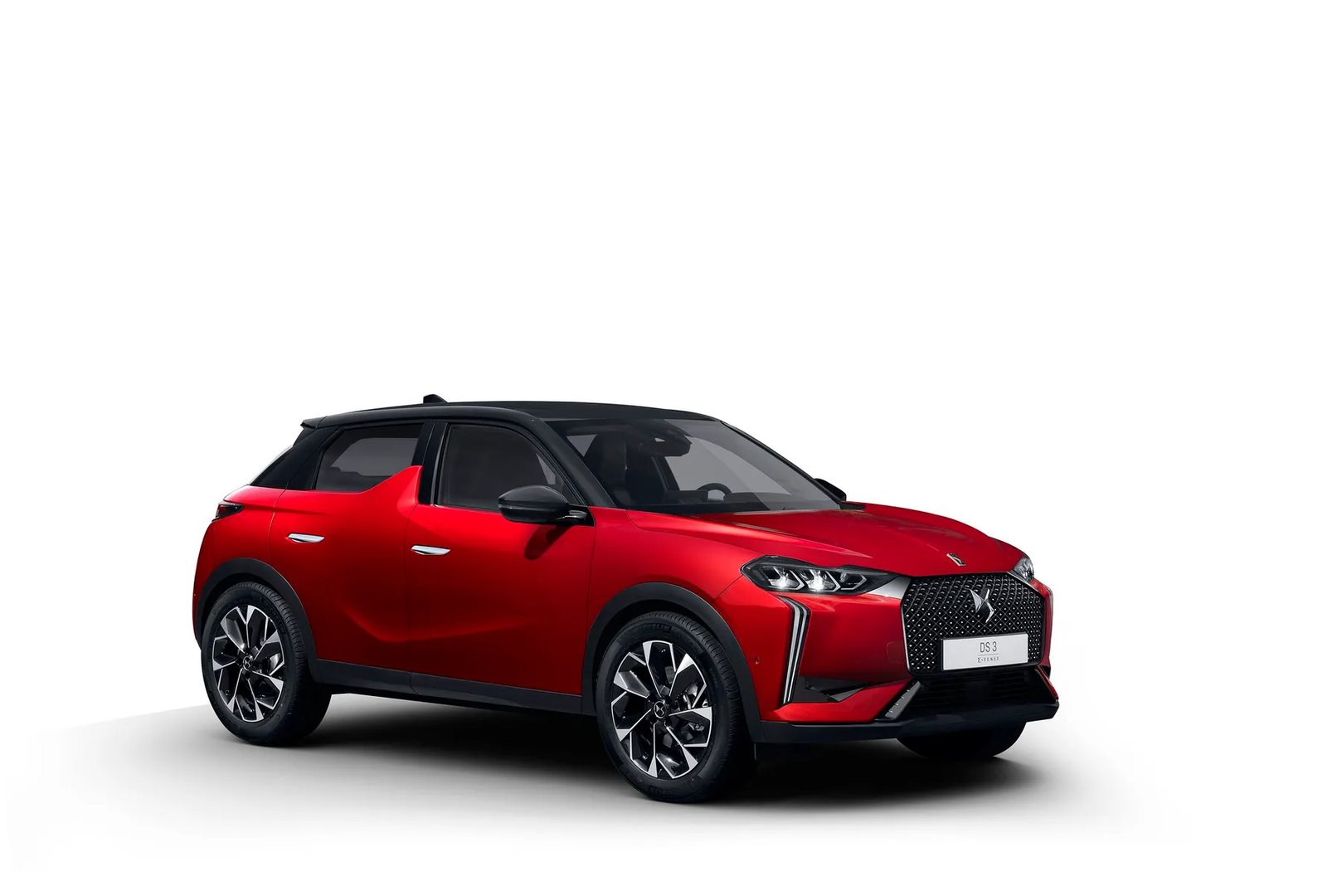 DS_3_1_generation_restyling_2__SUV_5-doors__1.jpg
