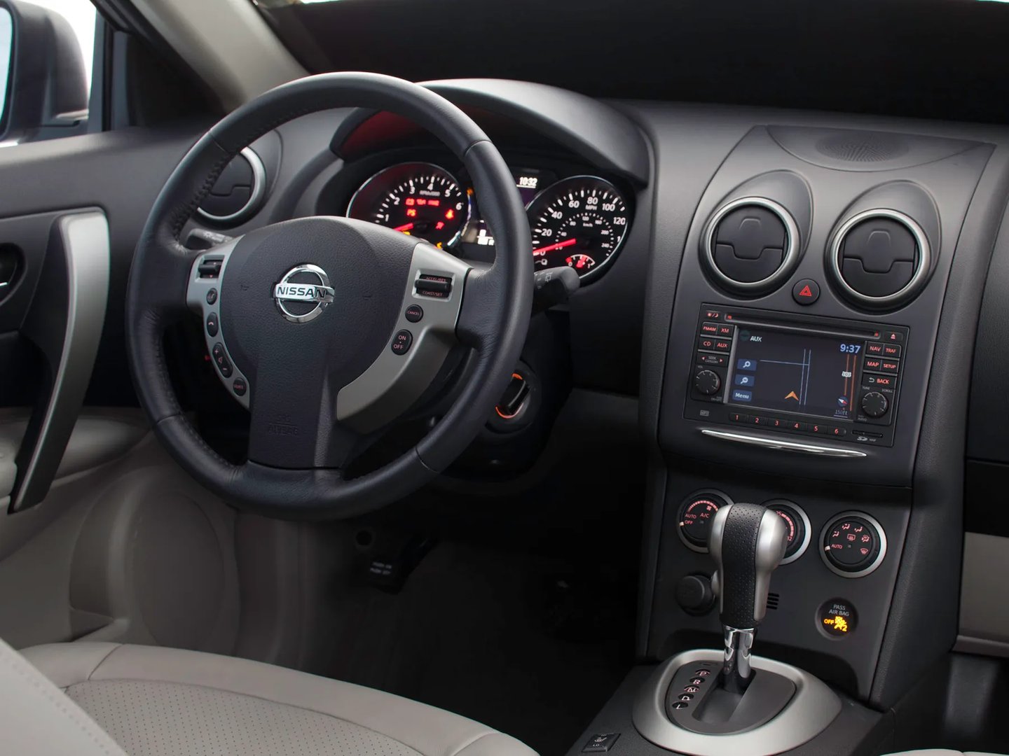 Nissan_Rogue_1_generation_restyling__SUV_5-doors__9.jpg