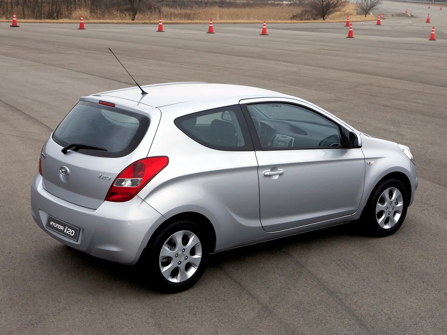 Hyundai_i20_1_generation__Mini_3-doors__3.jpg