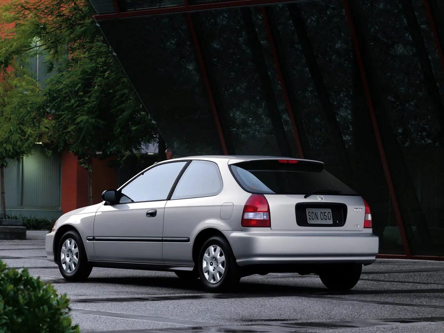 Honda_Civic_6_generation_restyling__Hatchback_3-door__4.jpg