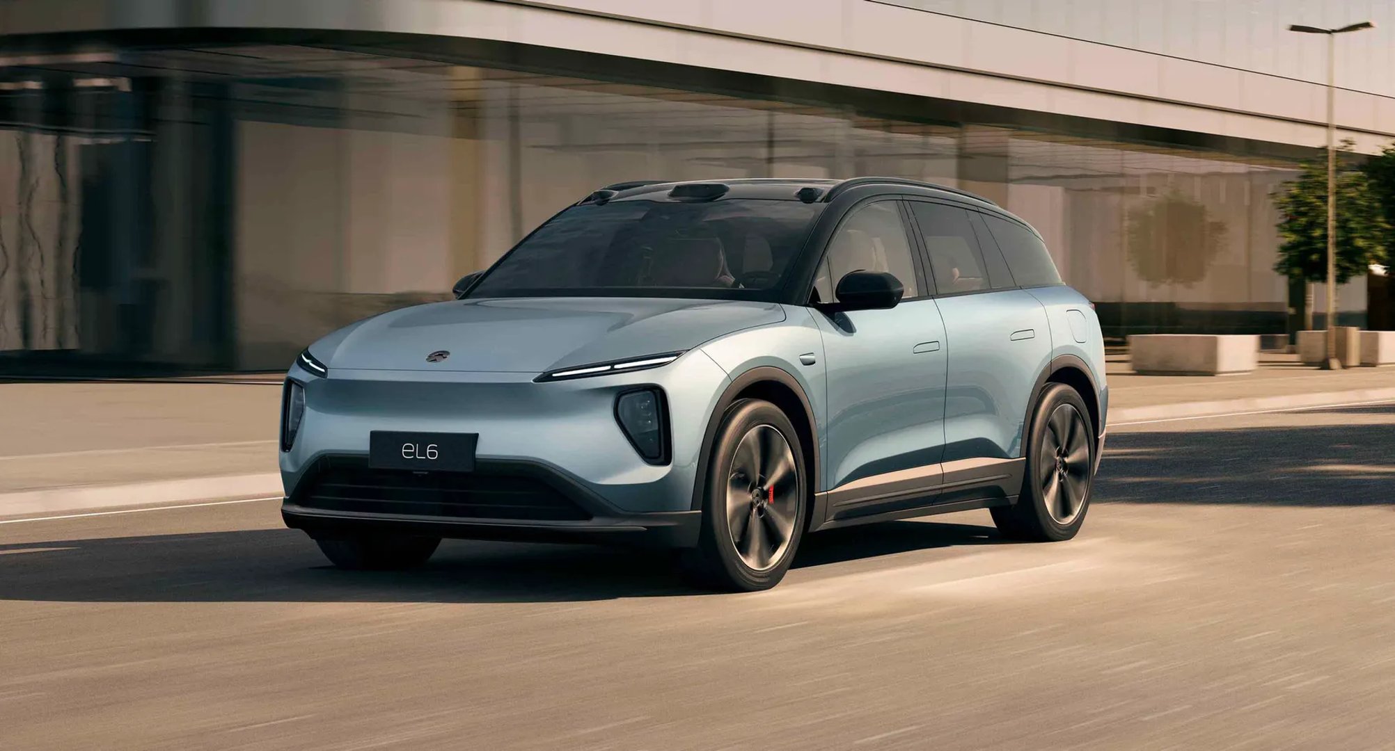 nio_EL6_1_generation__SUV_5-doors__1.jpg