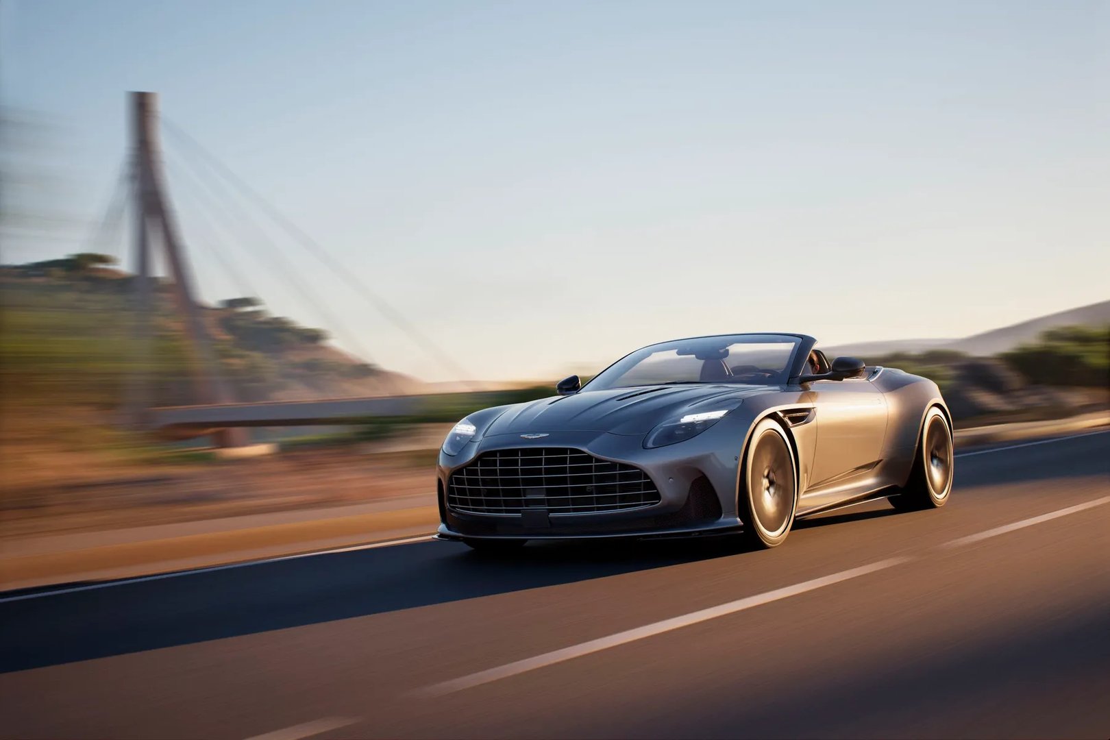 Aston Martin_DB12_1_generation__Cabrio__8.jpg