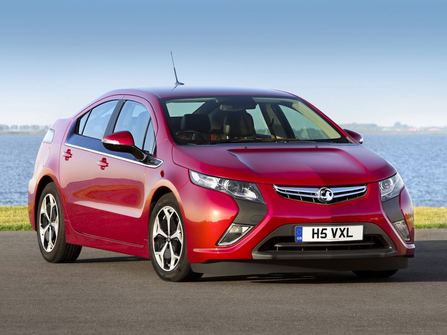vauxhall_Ampera_1_generation__Hatchback_5-door__22.jpg