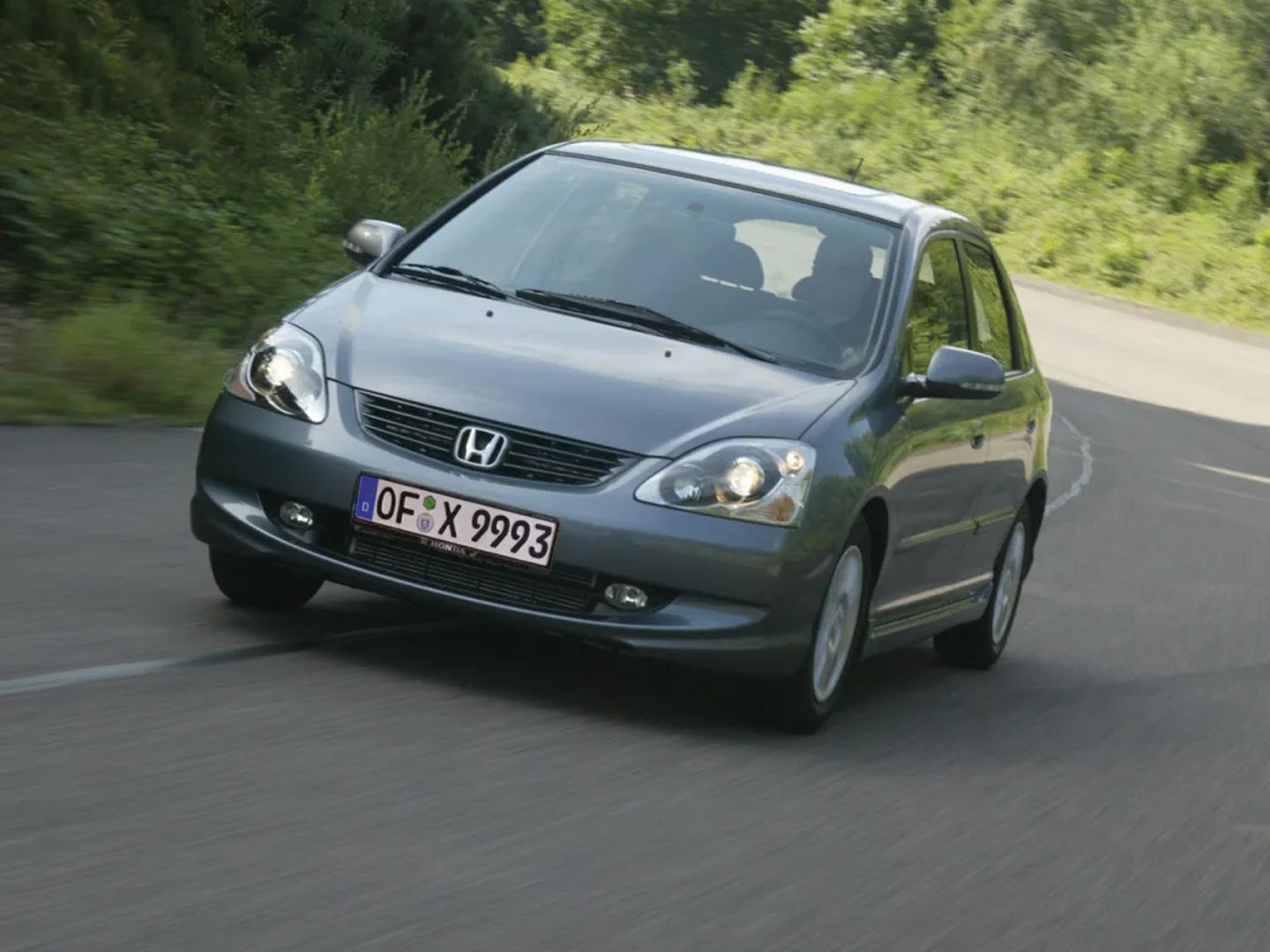 Honda_Civic_7_generation_restyling__Hatchback_5-door__5.jpg