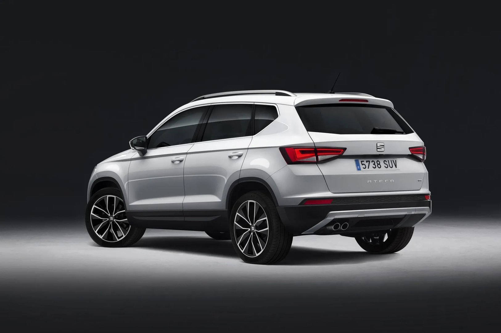 SEAT_Ateca_1_generation__SUV_5-doors__5.jpg