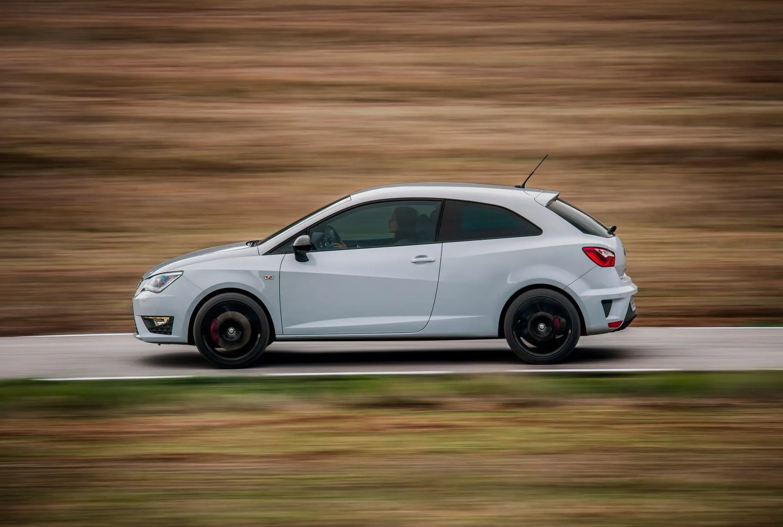 SEAT_Ibiza_Cupra_4_generation_restyling_2__Mini_3-doors__3.jpg