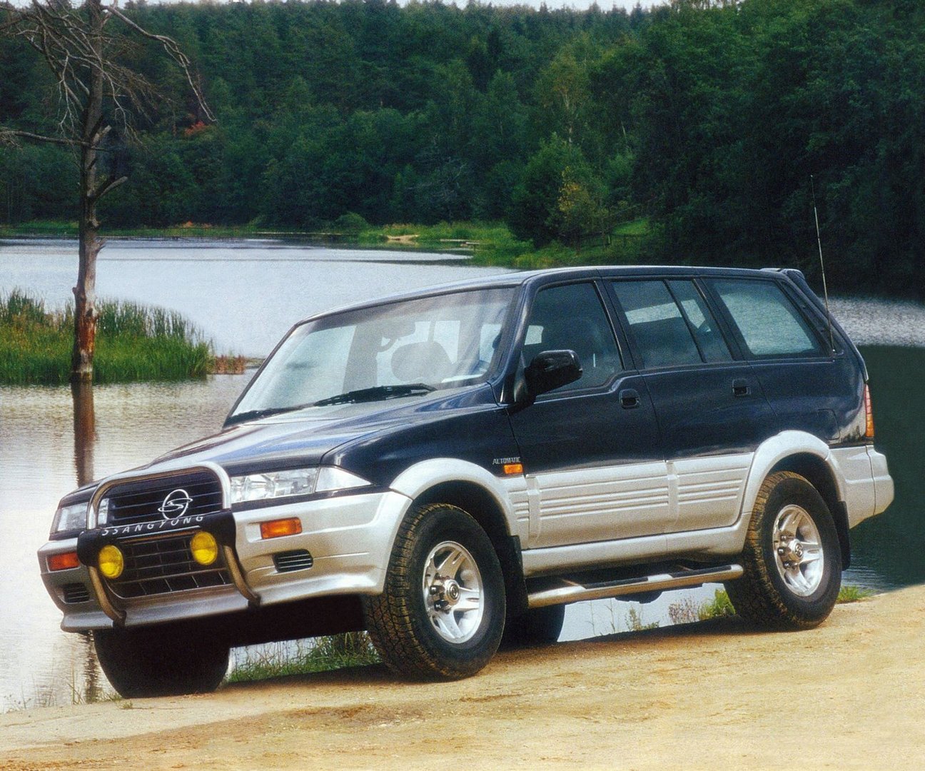 ssangyong_Musso_1_generation__SUV_5-doors__11.jpg