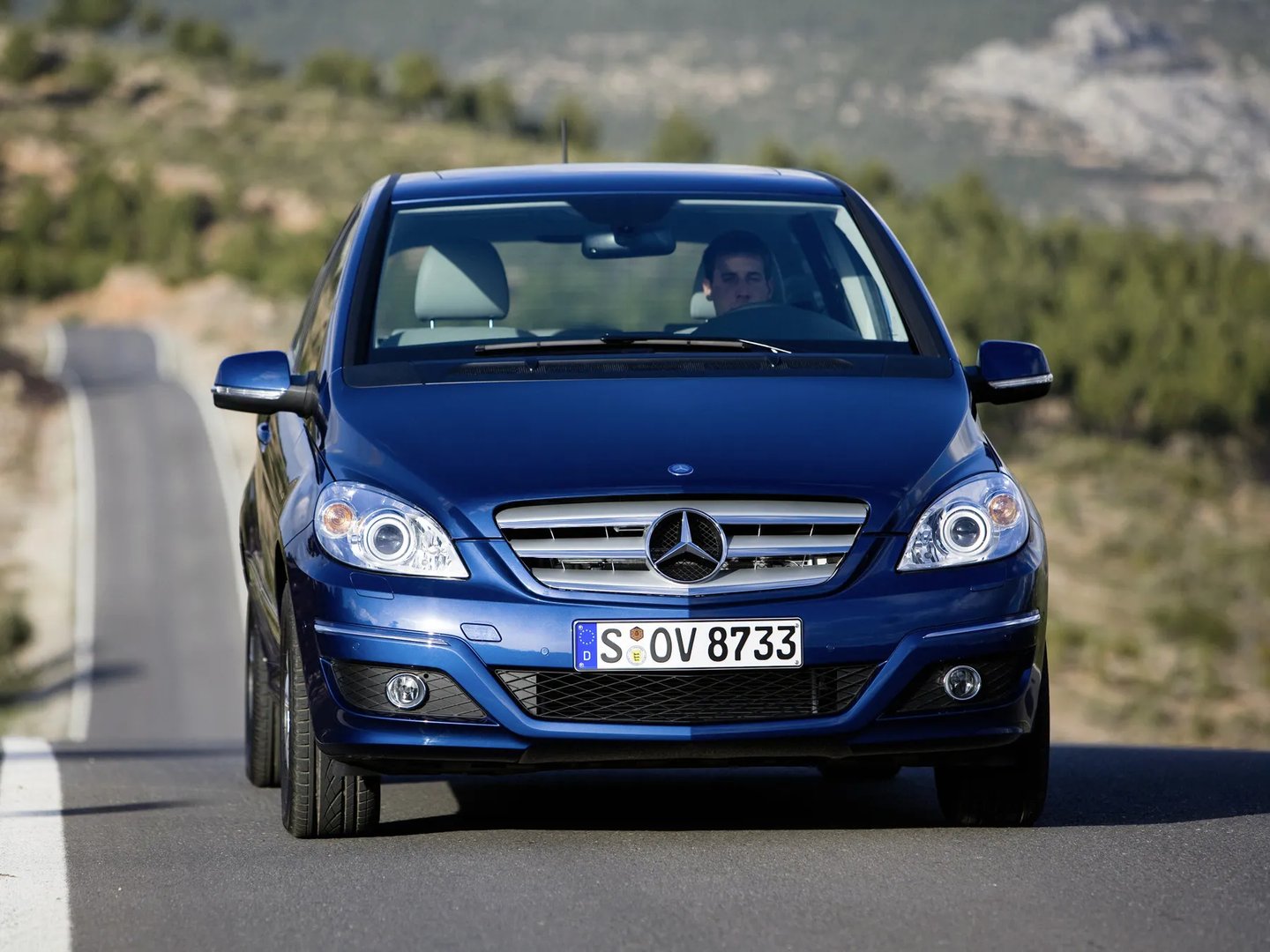 Mercedes_B-Class_1_generation_restyling__Hatchback_5-door__9.jpg