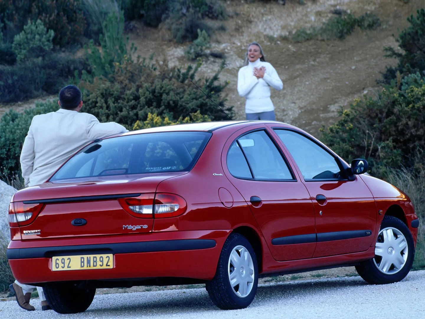 Renault_Megane_1_generation_restyling__Sedan__3.jpg