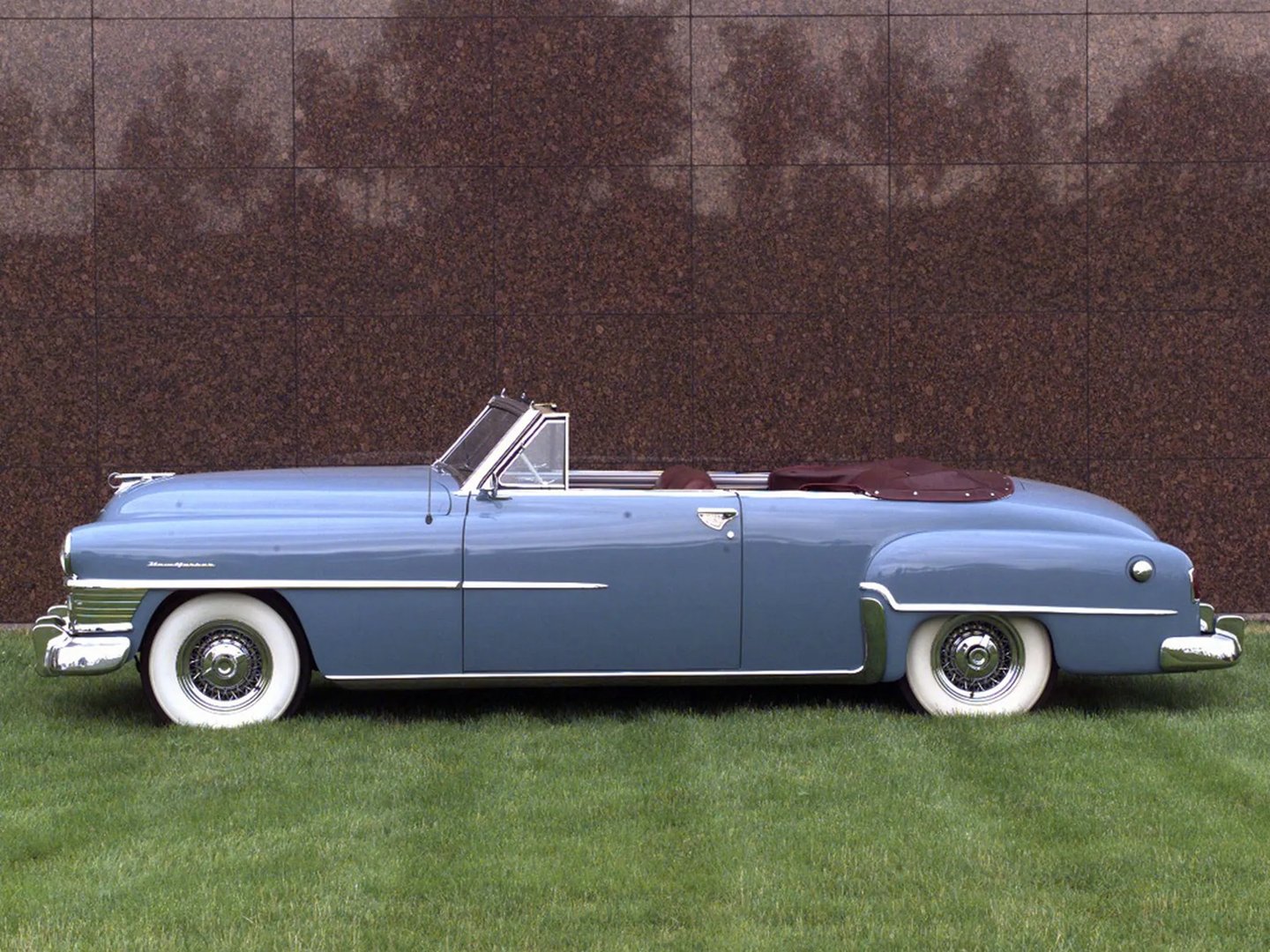 Chrysler_New_Yorker_3_generation__Cabrio__3.jpg