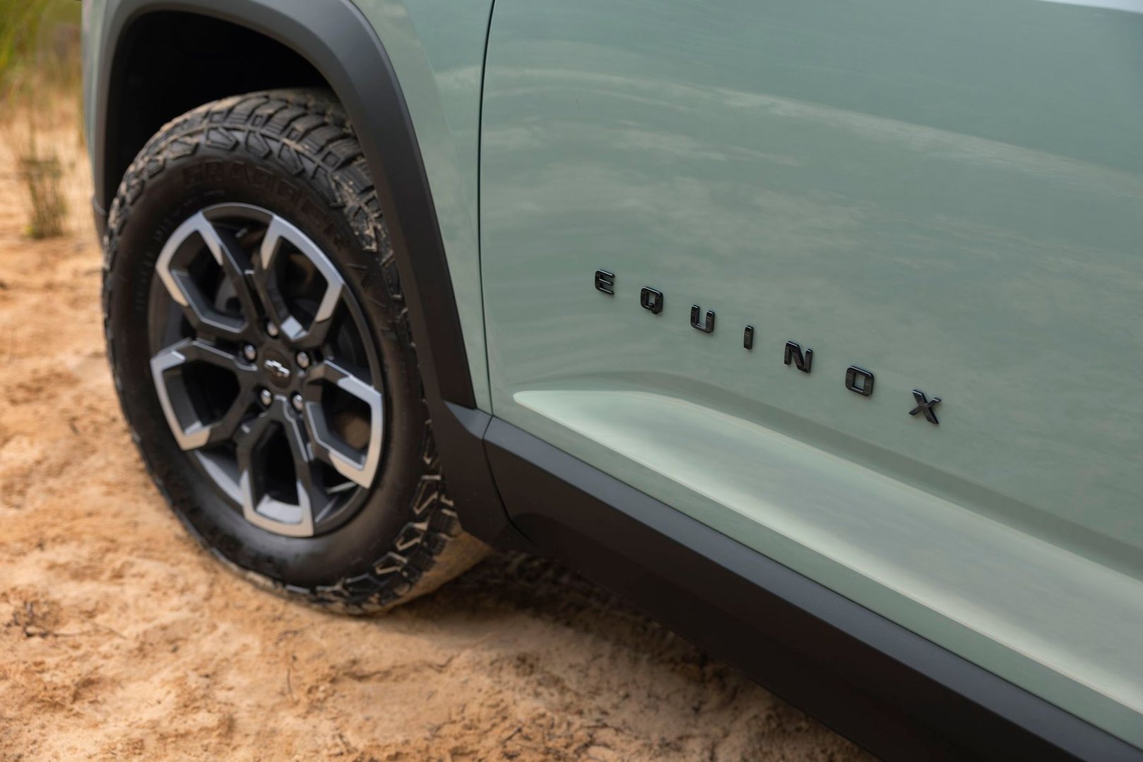 chevrolet_Equinox_4_generation__SUV_5-doors__7.jpg