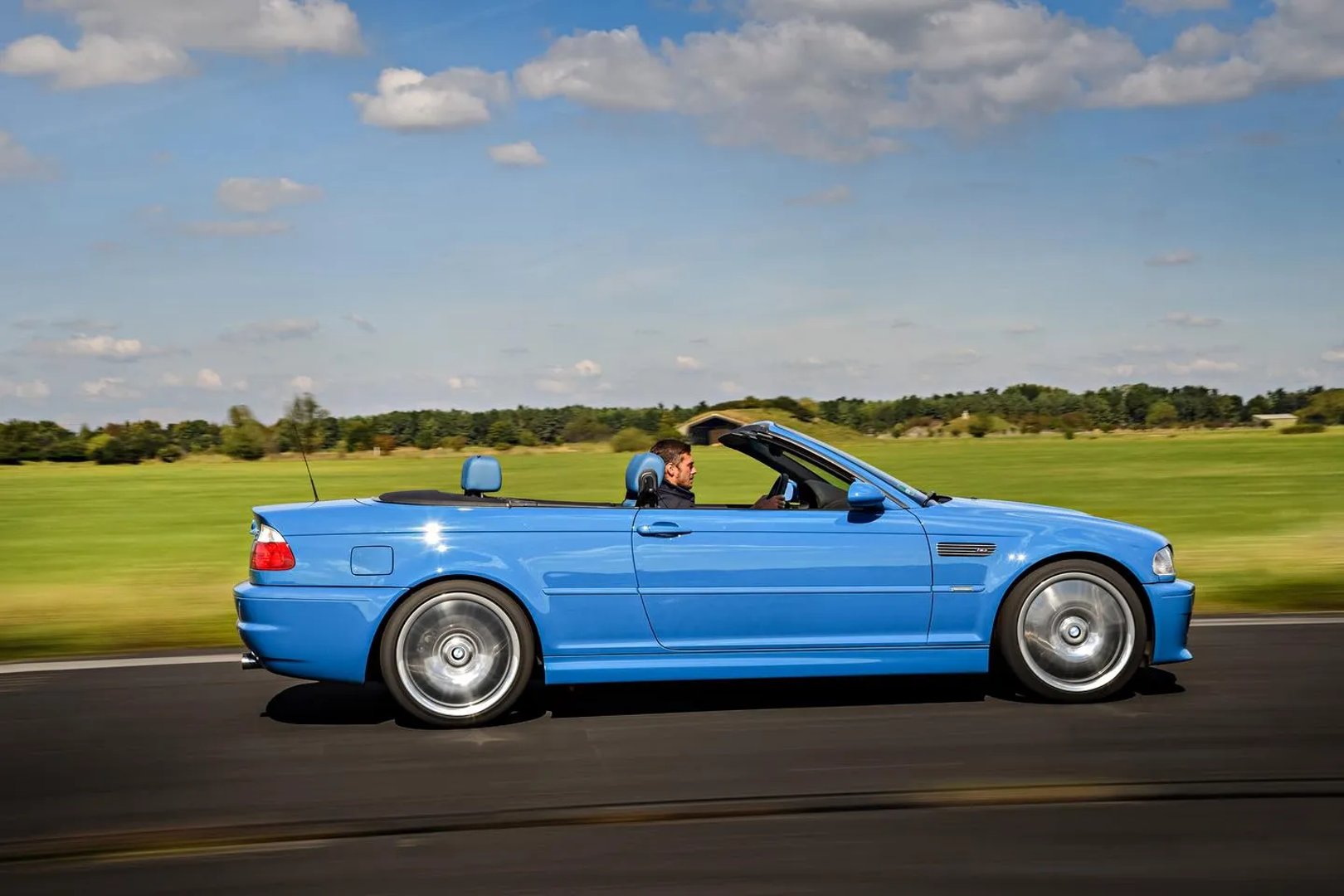 BMW_M3_3_generation__Cabrio__1.jpg