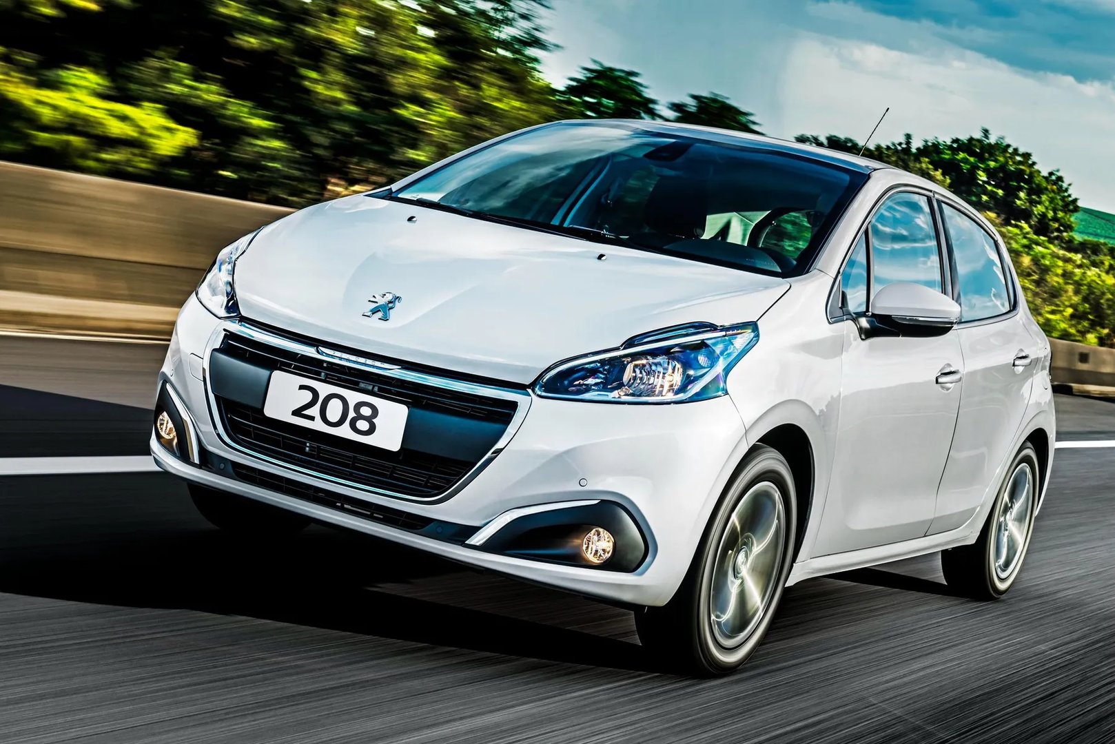 Peugeot 208 1 generation, restyling  Mini 5-doors