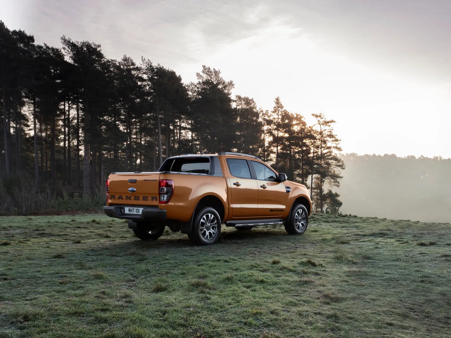 Ford_Ranger_3_generation_restyling_1__Pickup_double-cab__10.jpg