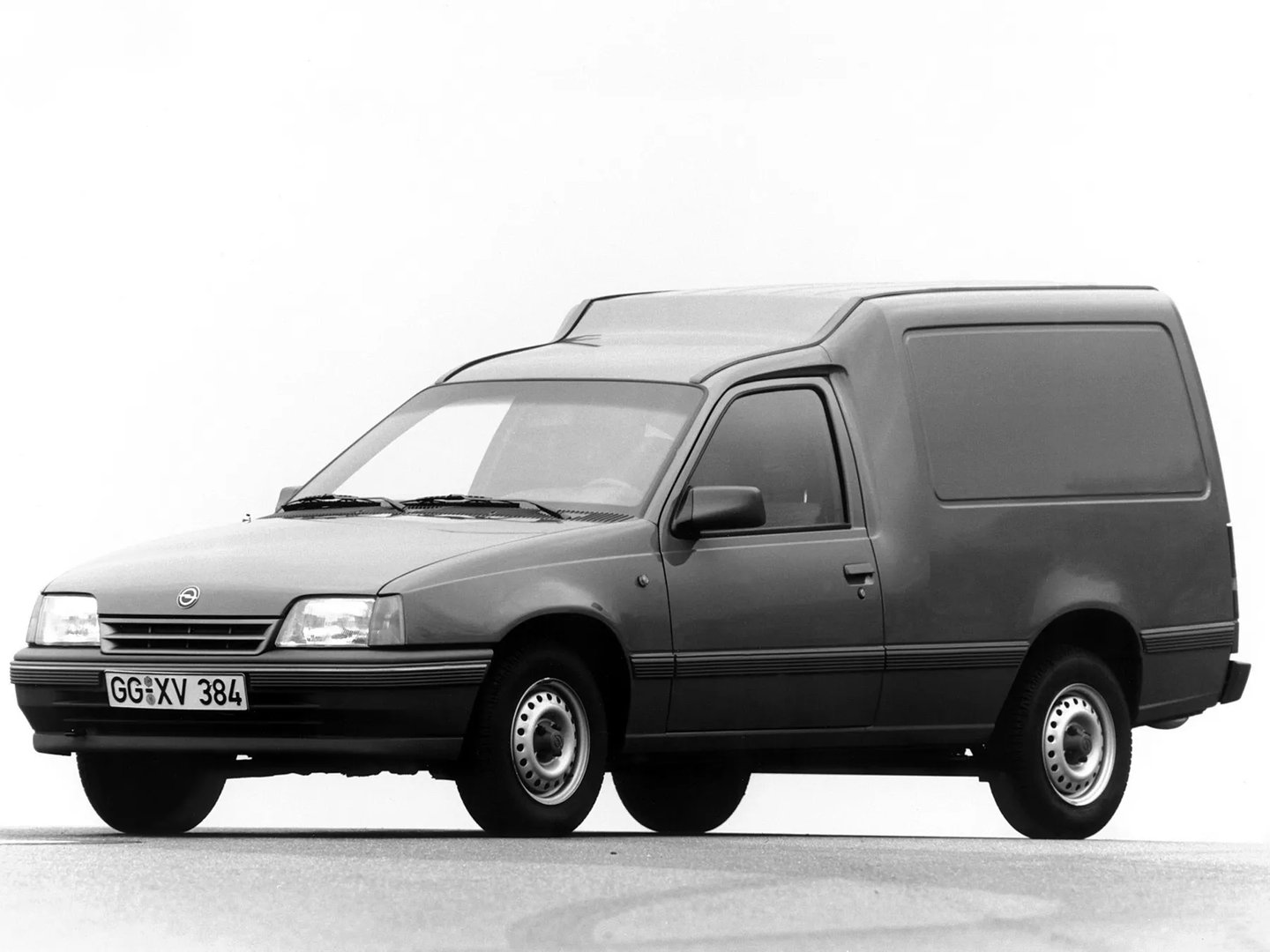 Opel_Combo_1_generation__Compact_Van__4.jpg
