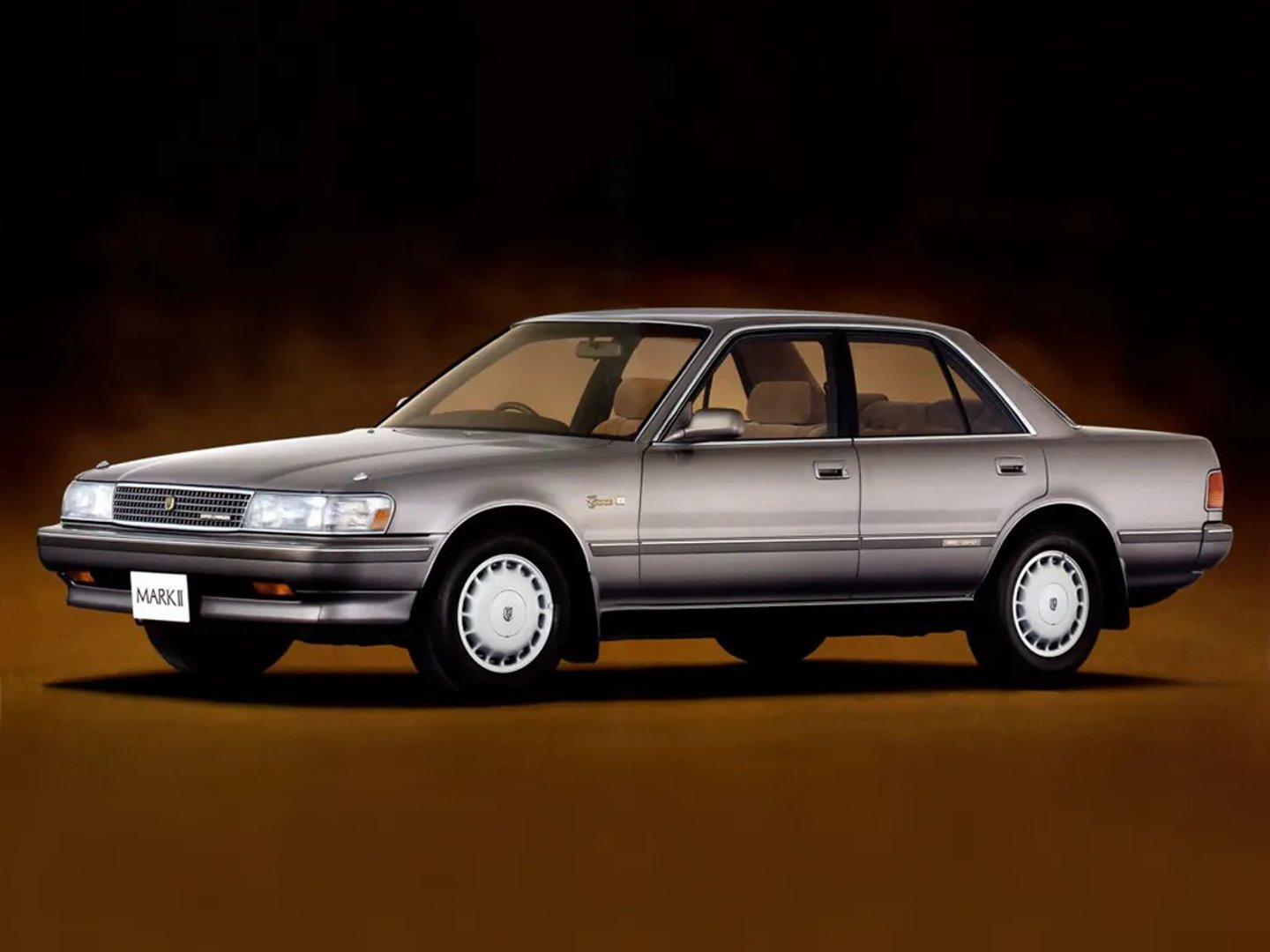 Toyota_Mark_II_6_generation__Sedan__4.jpg