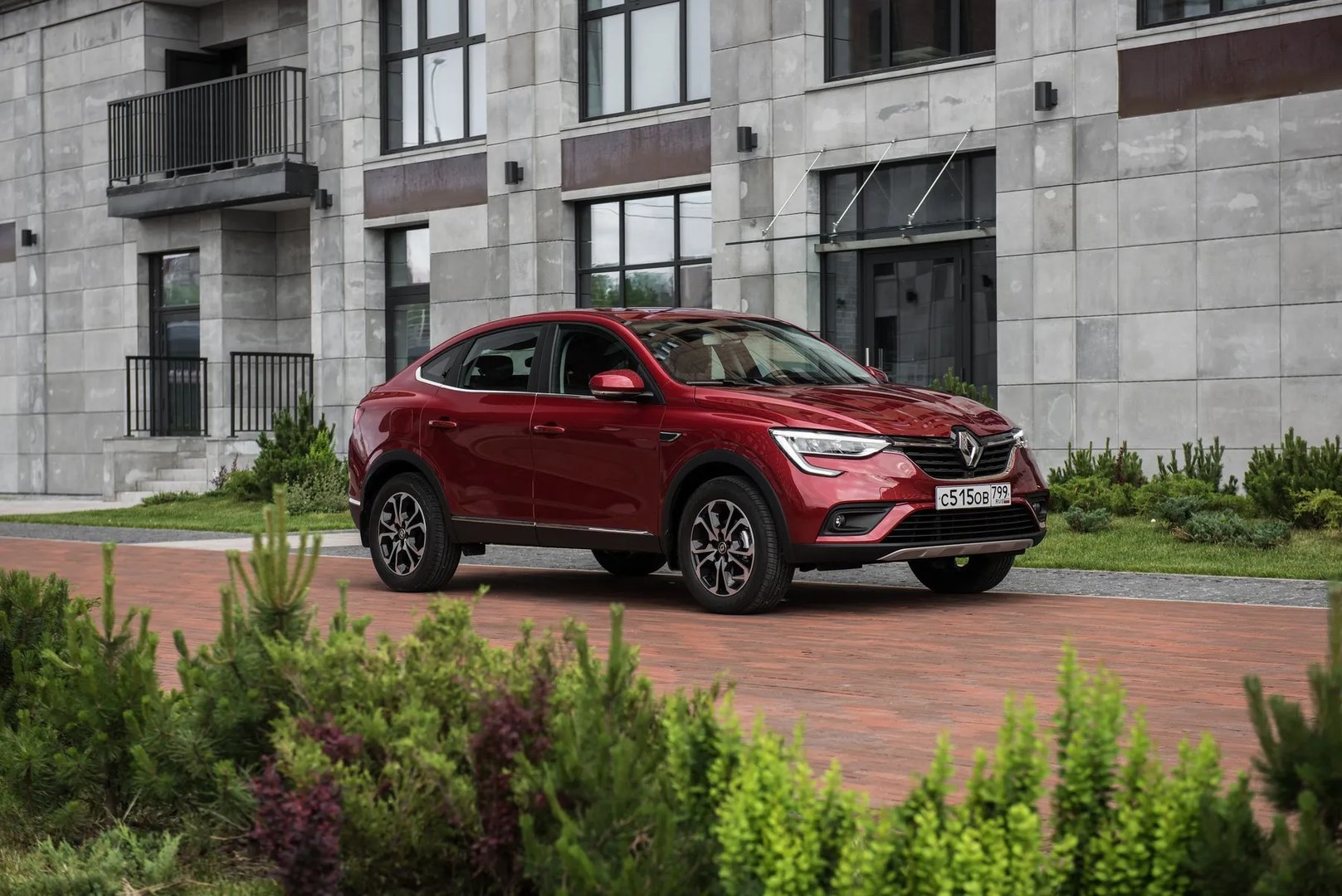 Renault_Arkana_1_generation__SUV_Coupe__9.jpg