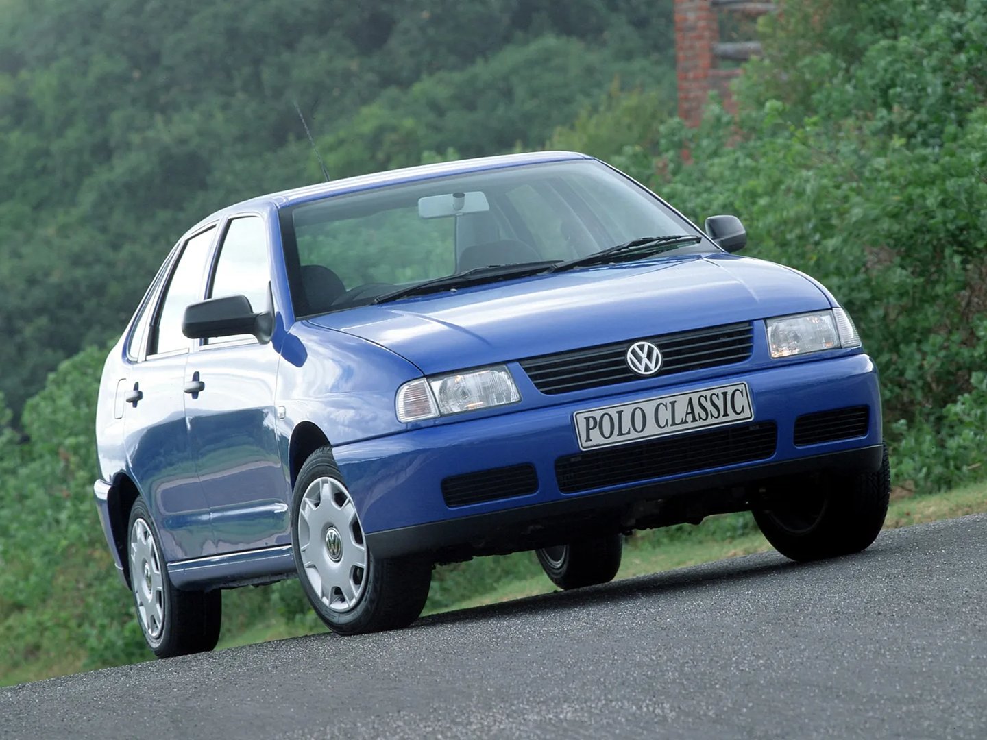 6KV2  Sedan