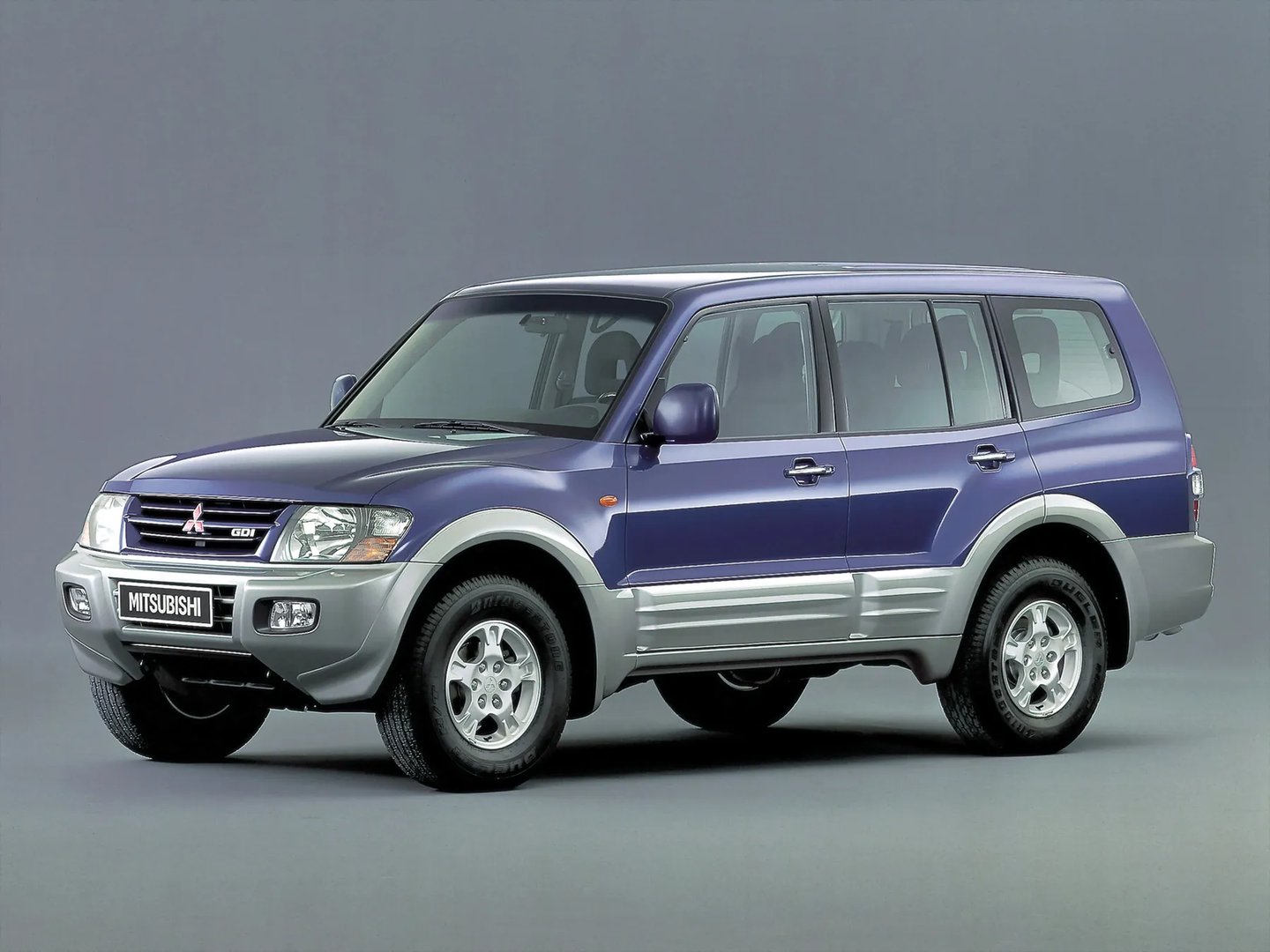 Mitsubishi Pajero 3 generation  SUV 5-doors