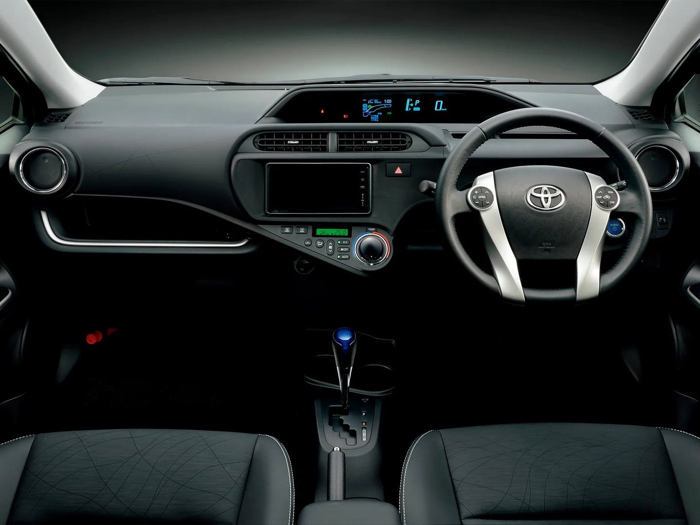 Toyota_Aqua_1_generation__Mini_5-doors__9.jpg