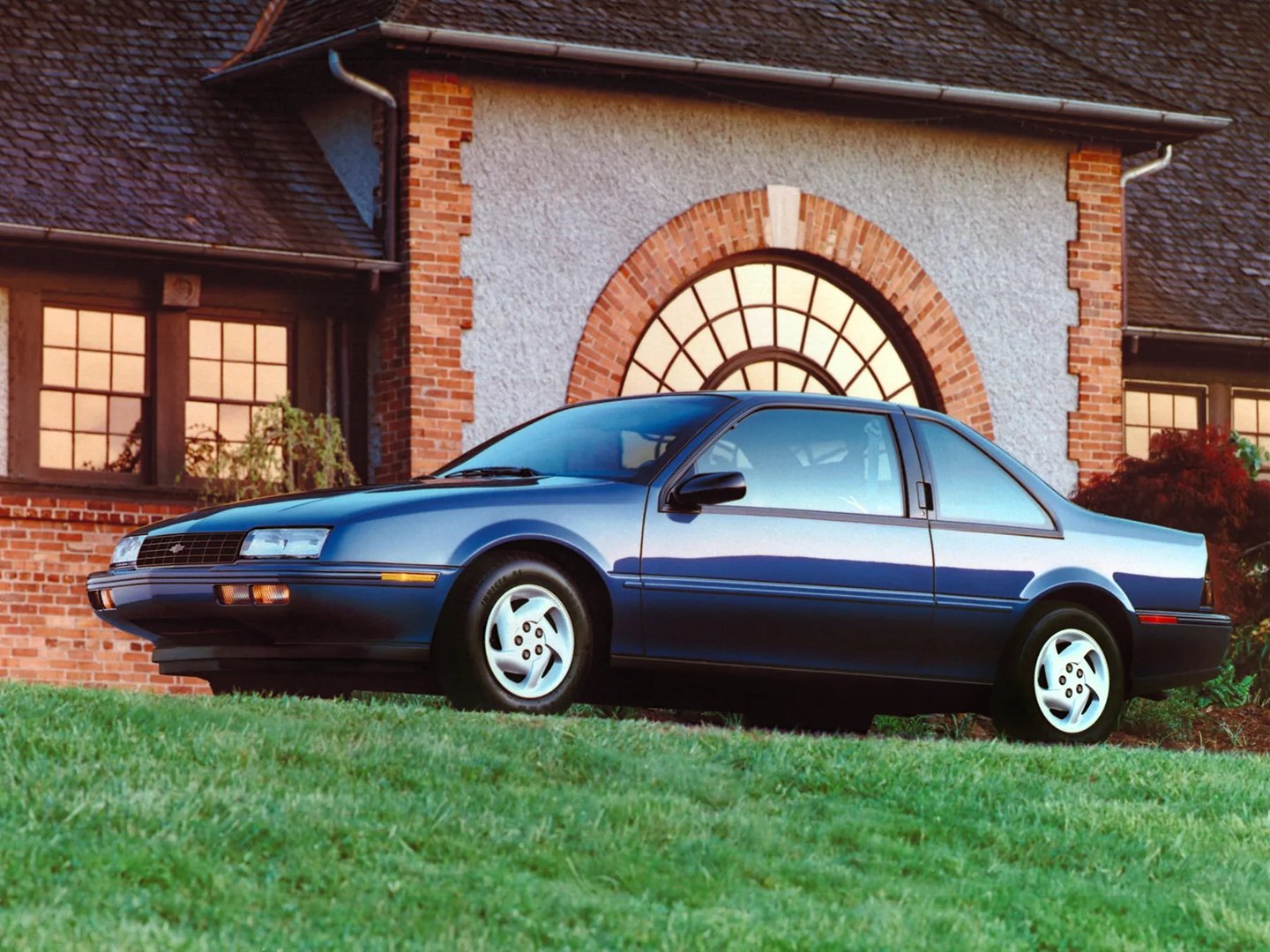 Chevrolet_Beretta_1_generation__Coupe__1.jpg