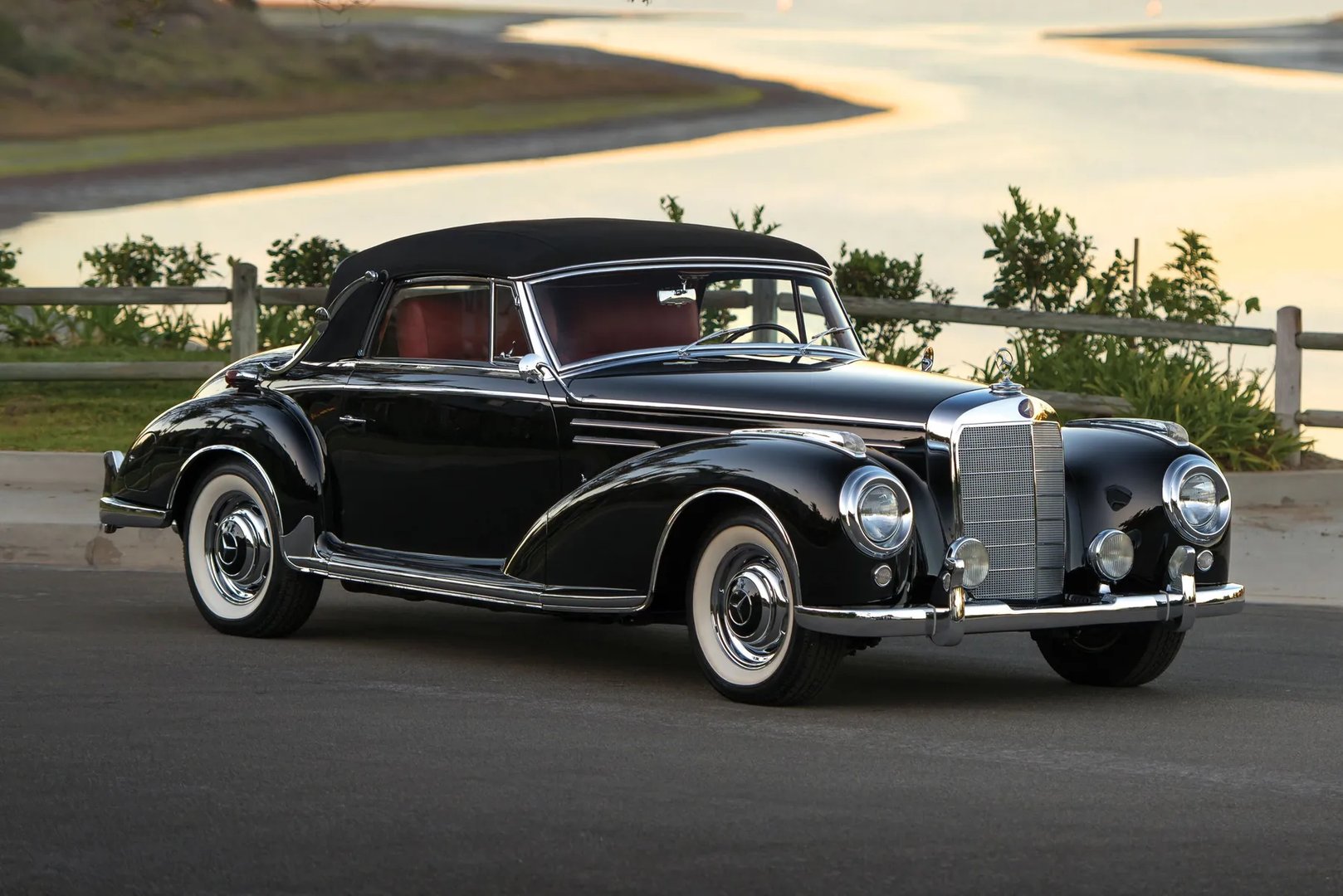 300  Roadster