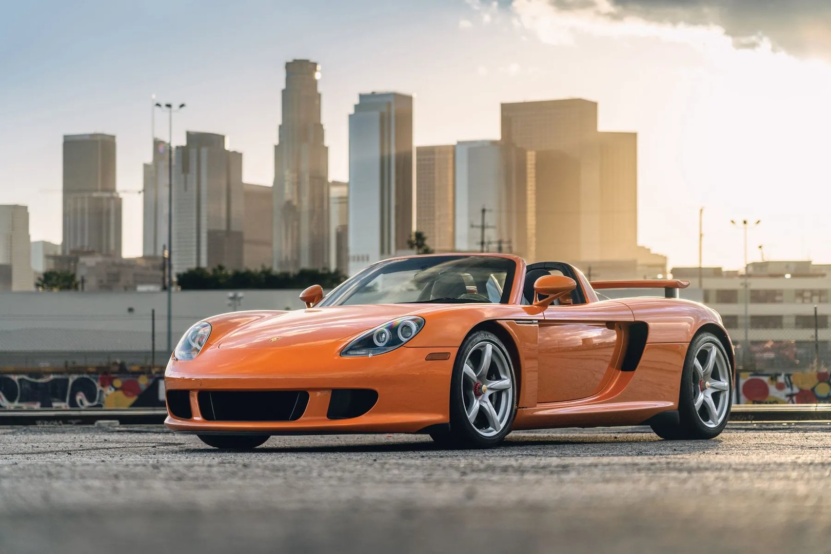 Porsche_Carrera_GT_1_generation__Targa__5.jpg