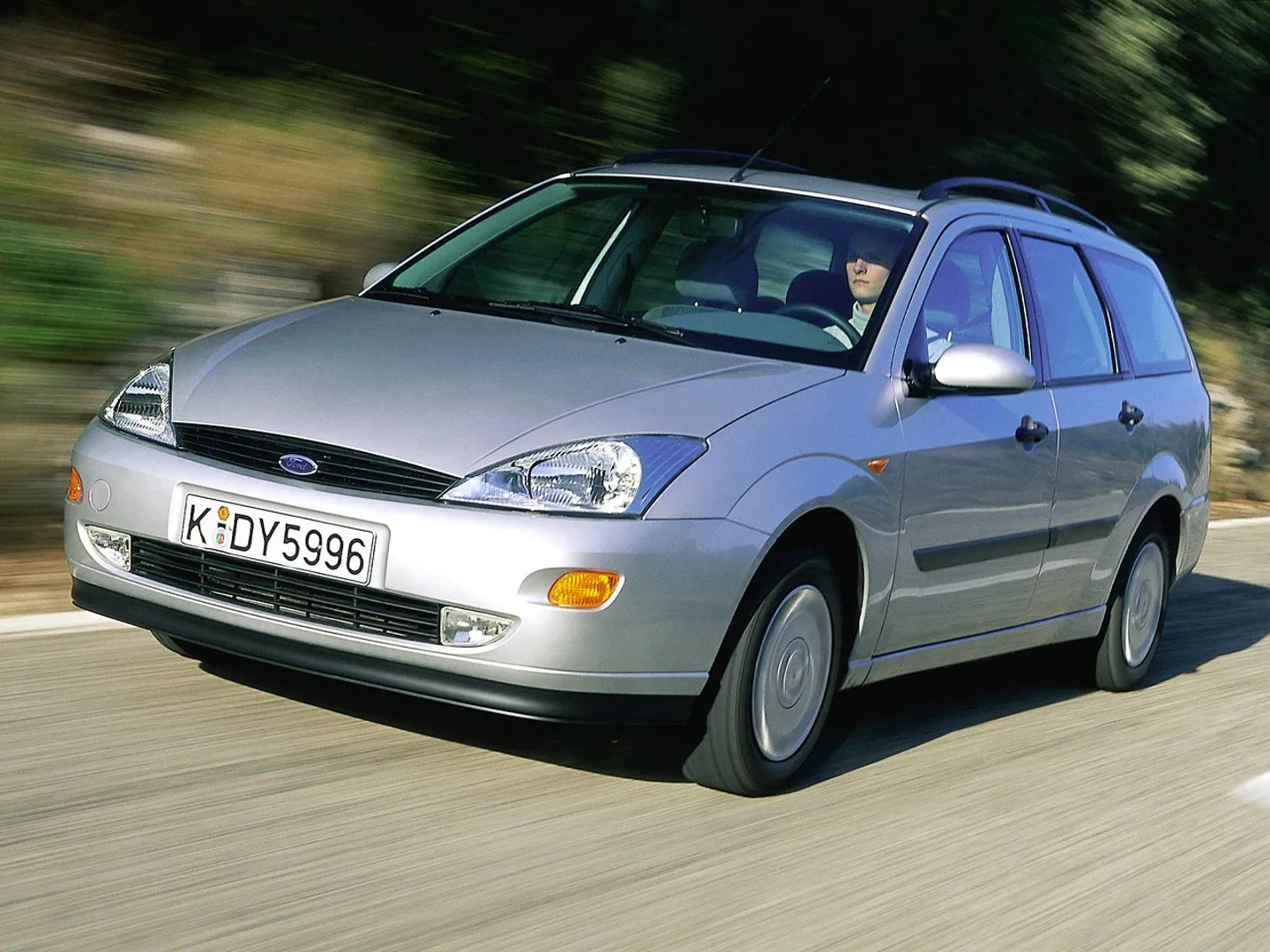 Ford Focus 1 generation  Estate 5-door