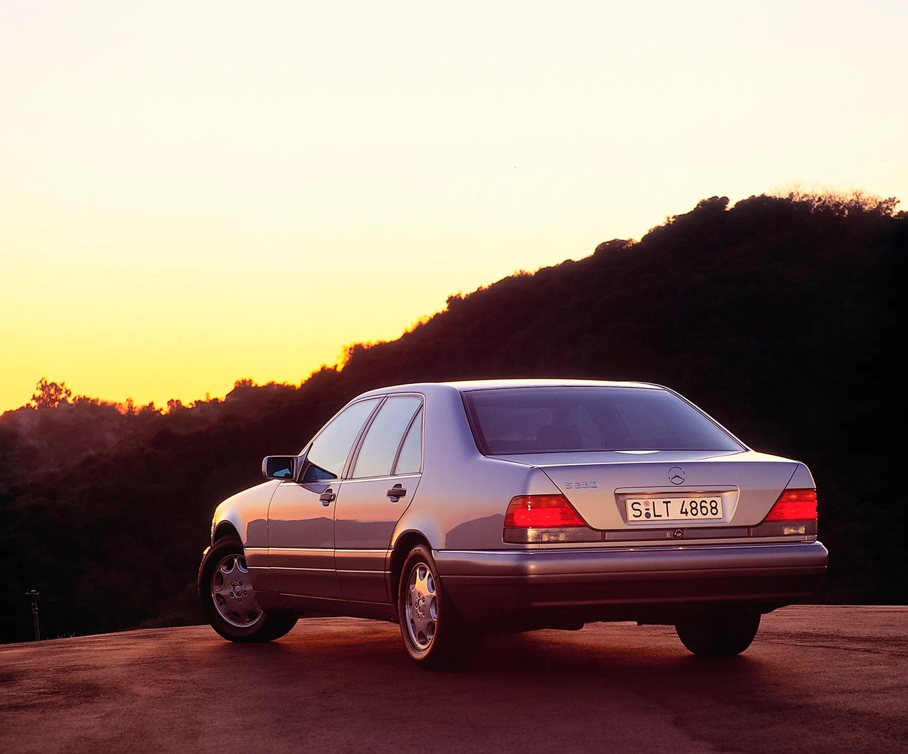 Mercedes_S-Class_3_generation_restyling__Sedan__11.jpg