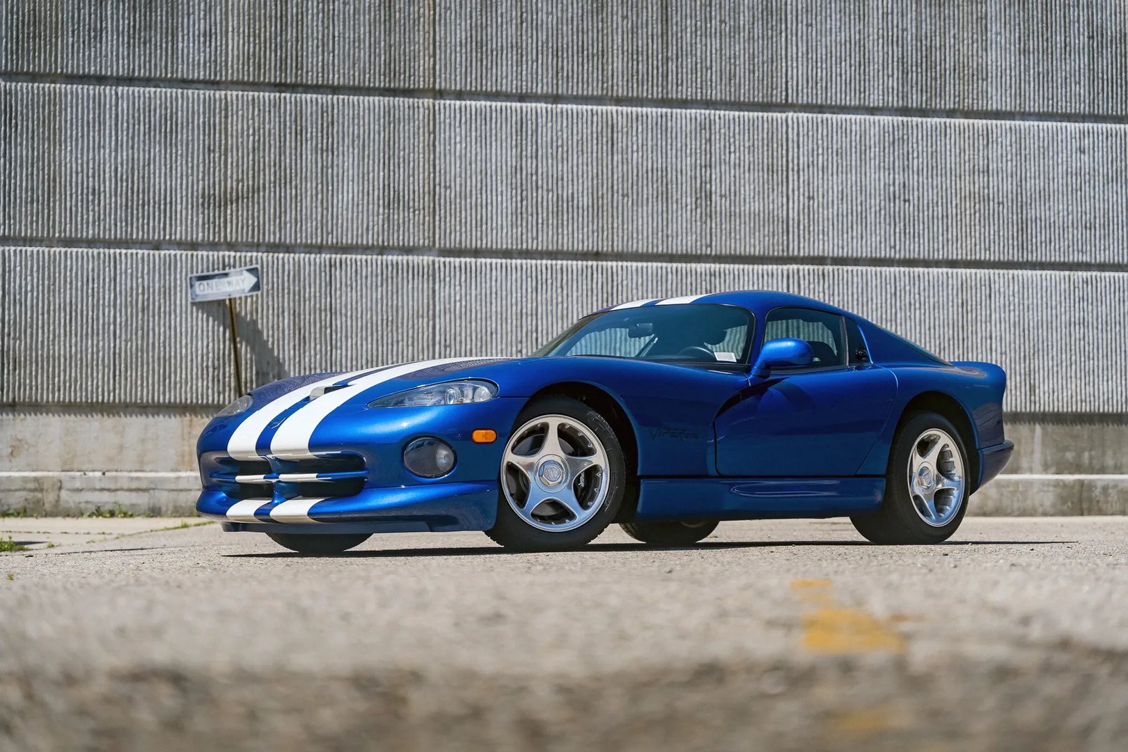 Dodge_Viper_2_generation__Coupe__8.jpg