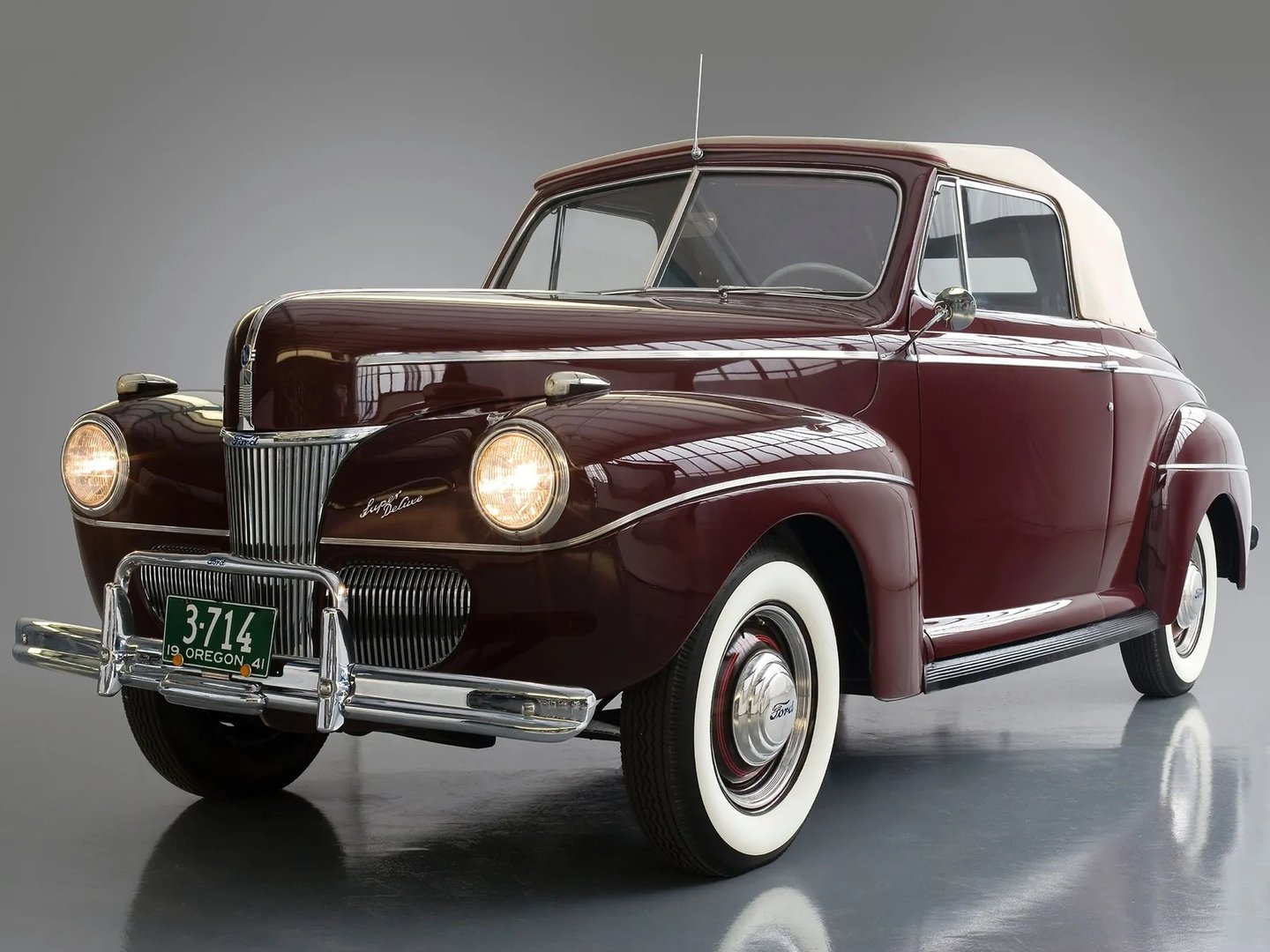 Ford_V8_3_generation__Cabrio__9.jpg
