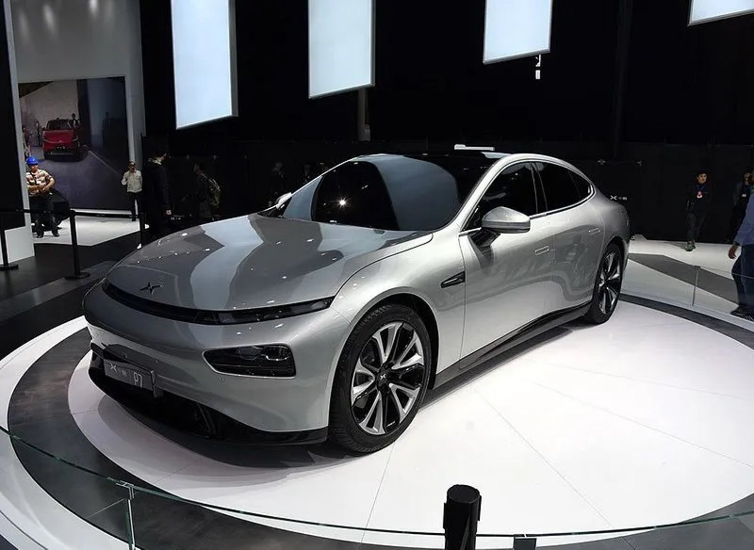 xpeng_P7_1_generation__Sedan__1.jpg