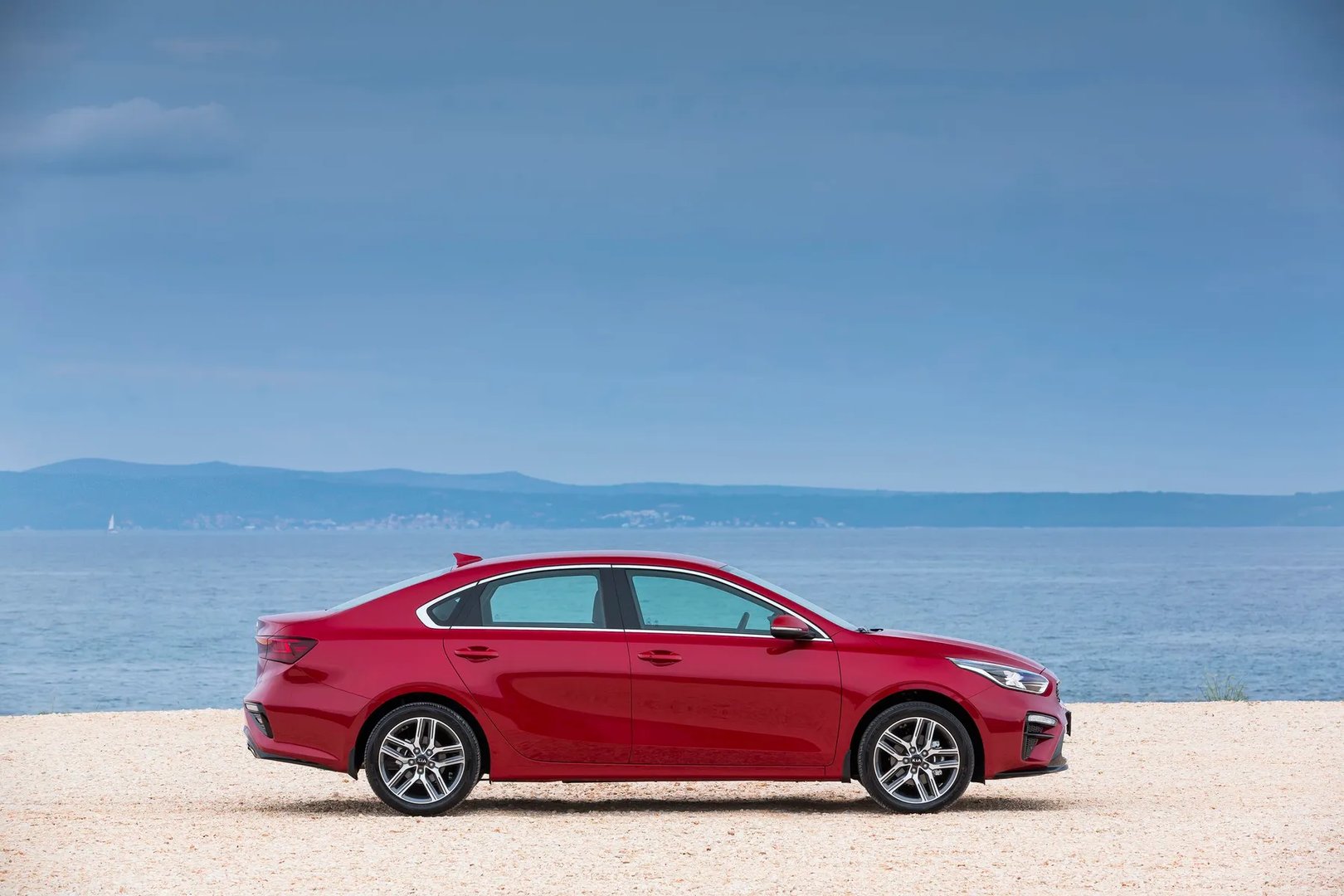 Kia_Cerato_4_generation__Sedan__3.jpg