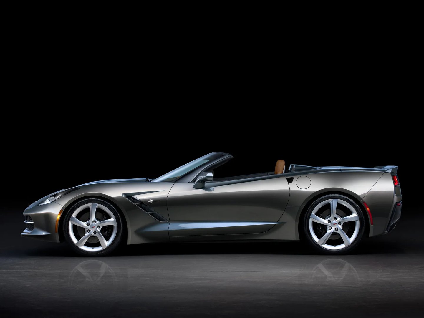 Chevrolet_Corvette_7_generation__Roadster__9.jpg