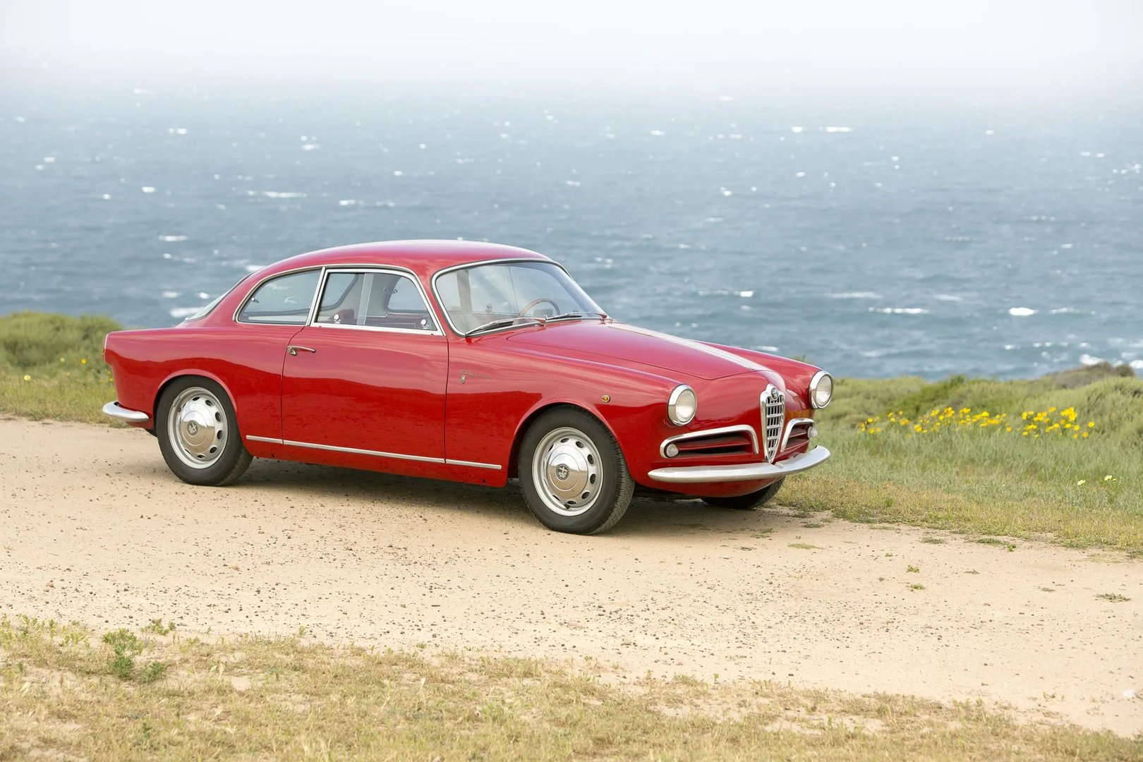 Alfa Romeo_Giulietta_1_generation__Coupe__1.jpg