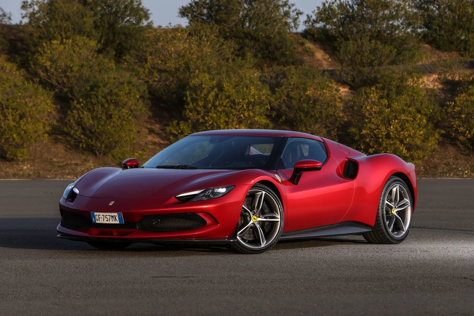 Ferrari_296_GTB_1_generation__Coupe__1.jpg