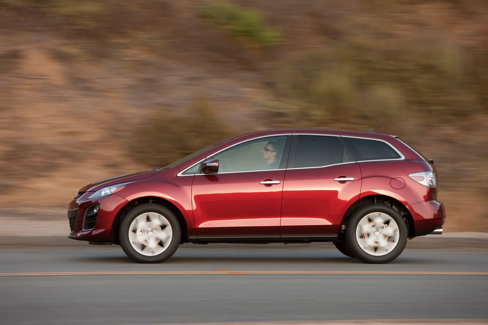 Mazda_CX-7_1_generation_restyling__SUV_5-doors__8.jpg