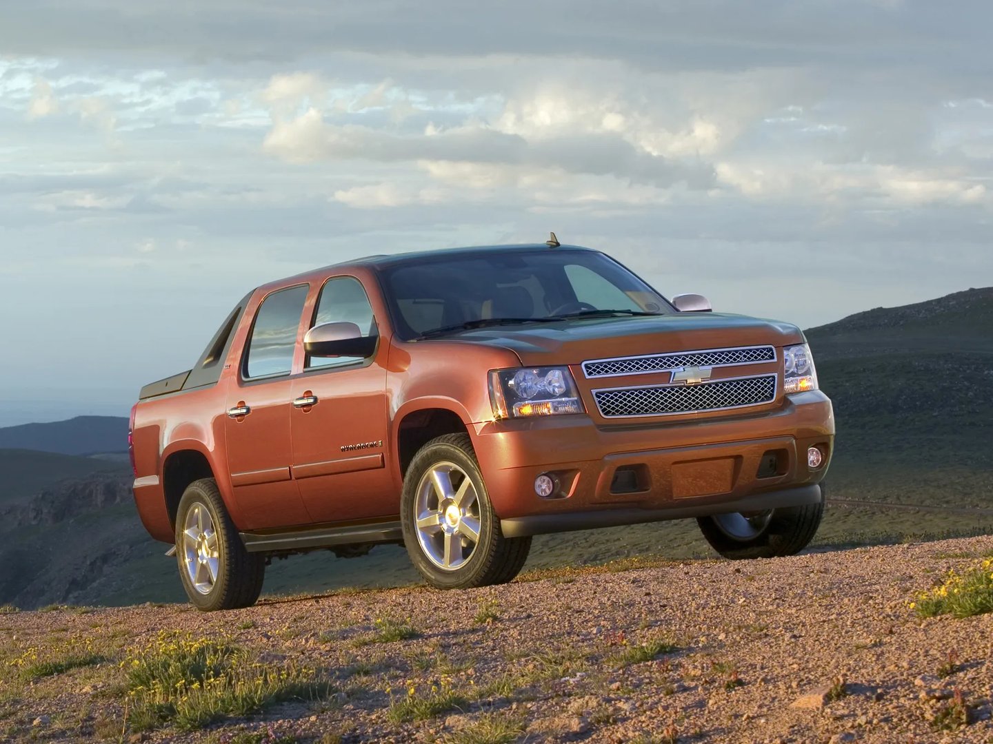 Chevrolet_Avalanche_2_generation__Pickup_double-cab__4.jpg