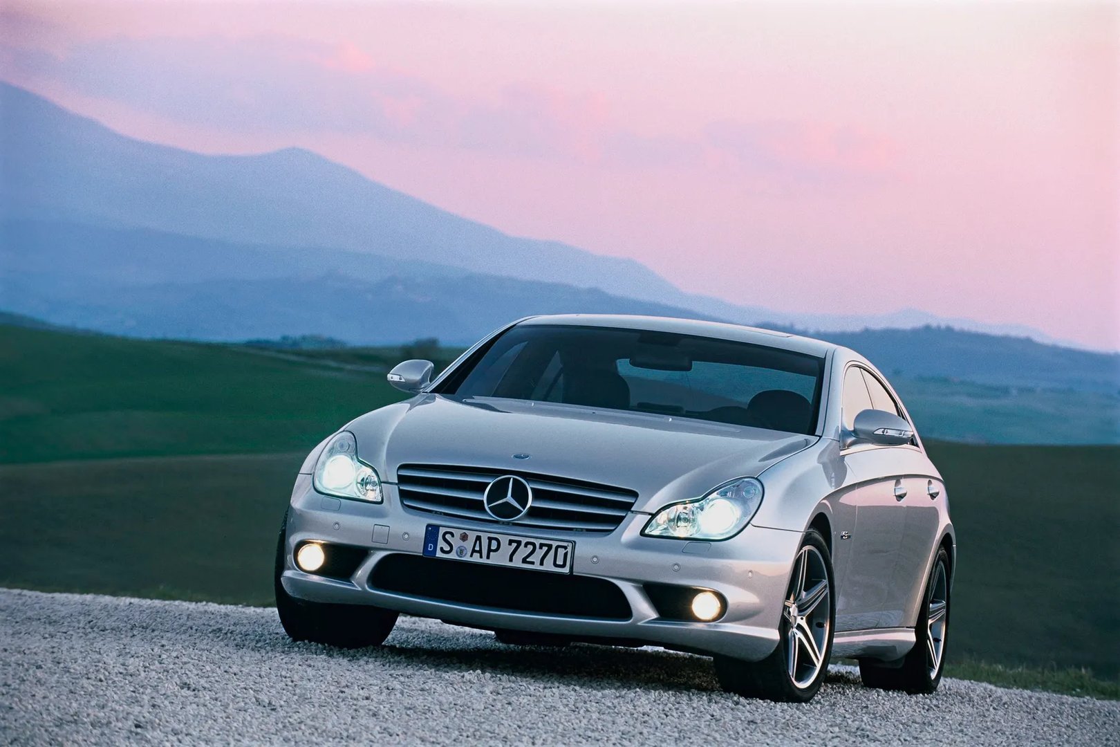 Mercedes_CLS_AMG_1_generation__Sedan__8.jpg