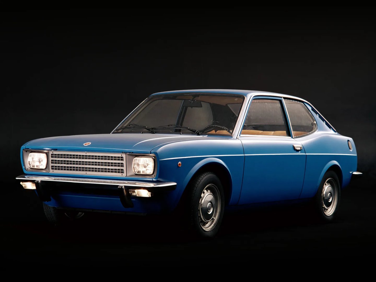 Fiat_128_1_generation__Coupe__3.jpg