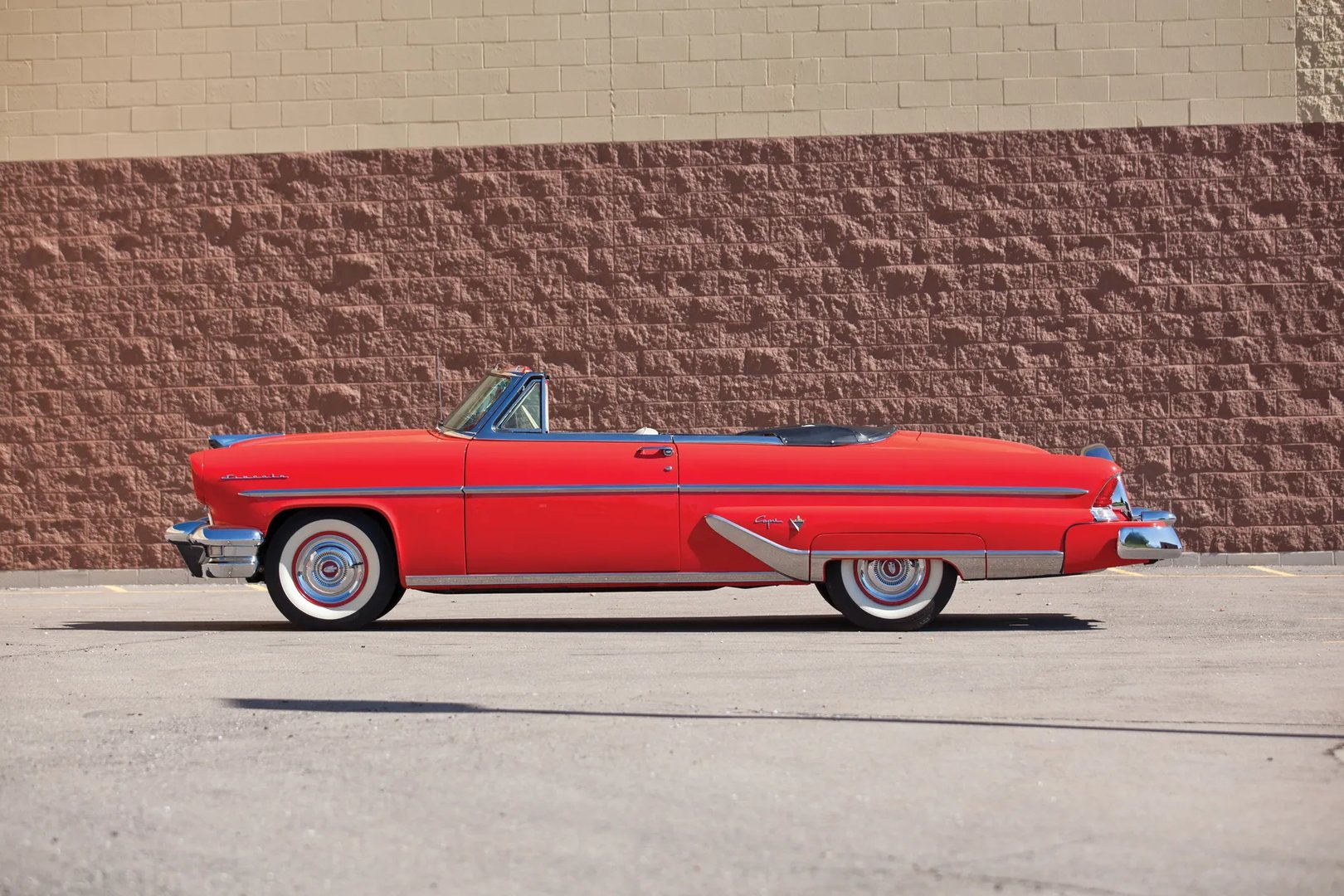 Lincoln_Capri_1_generation__Cabrio__10.jpg