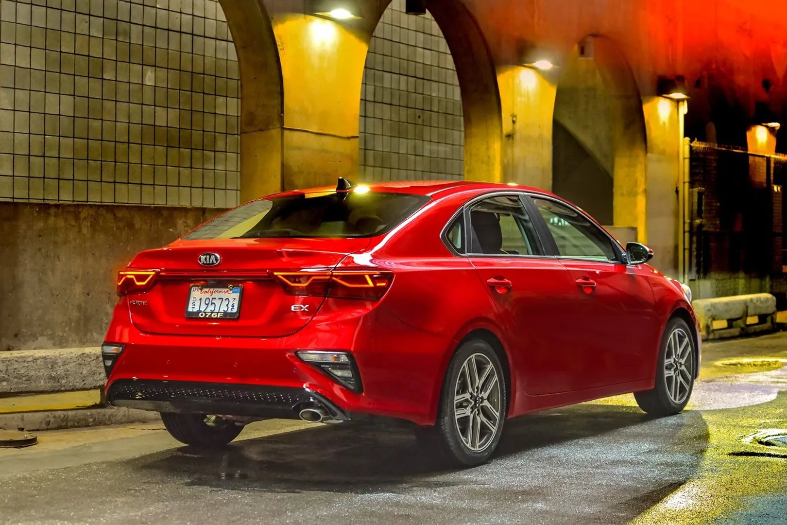 Kia_Forte_3_generation__Sedan__3.jpg