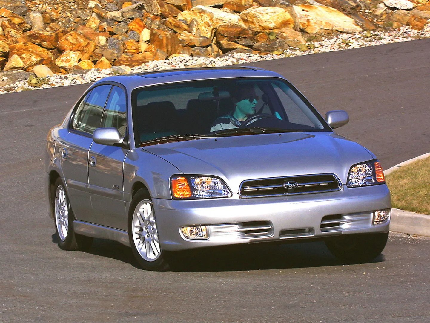 Subaru_Legacy_3_generation__Sedan__1.jpg